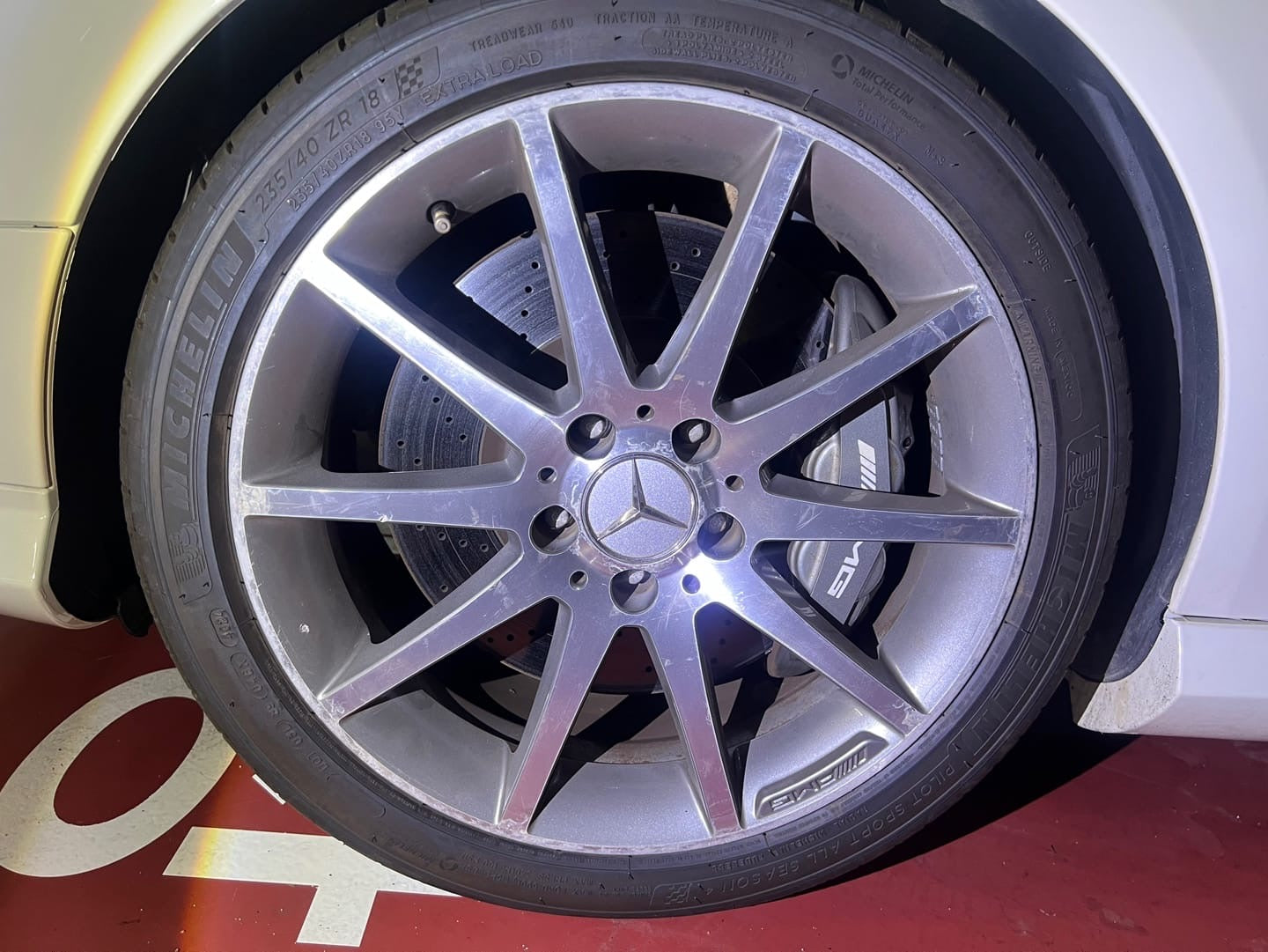 Mercedes-Benz SLK 55 AMG (R172) | 65.989 km | Calcitweiß | AMG SPEEDSHIFT PLUS 7G-TRONIC | Roadster | Südkorea