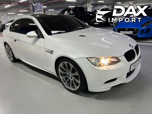BMW E92 M3 | 43.958 km | Mineralweiß | DKG | Coupé